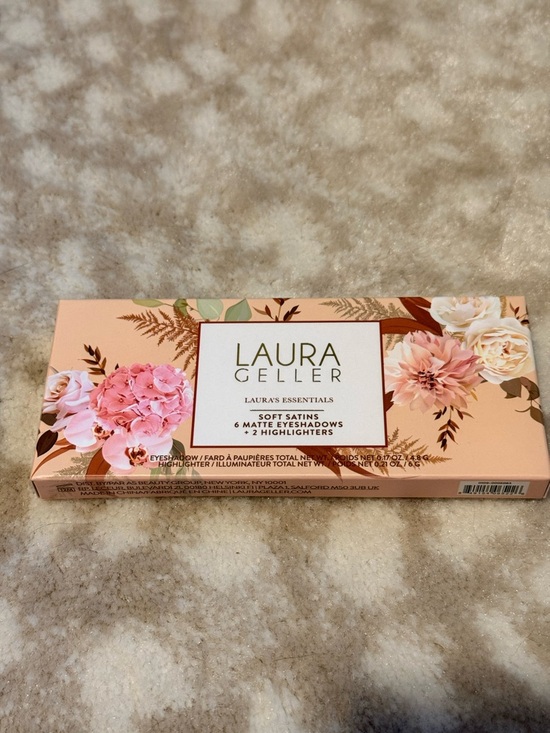 Laura Geller Other - Laura Geller Pink Floral Soft Satins Eyeshadow & Highlighter Palette